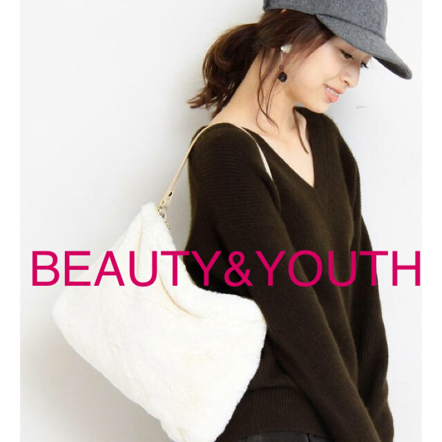 BEAUTY&YOUTH UNITED ARROWS(ビューティアンドユースユナイテッドアローズ)のBEAUTY&YOUTH⭐︎ファーバッグ レディースのバッグ(クラッチバッグ)の商品写真