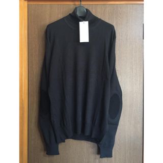 マルタンマルジェラ(Maison Martin Margiela)の黒L新品 マルジェラ エルボーパッチ タートルネック ニット 18AW(ニット/セーター)