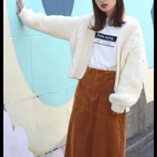 ダブルクローゼット(w closet)のw closet コーデュロイトラペーズスカート(ひざ丈スカート)