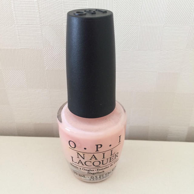 OPI(オーピーアイ)のOPI 薄いピンク コスメ/美容のネイル(マニキュア)の商品写真