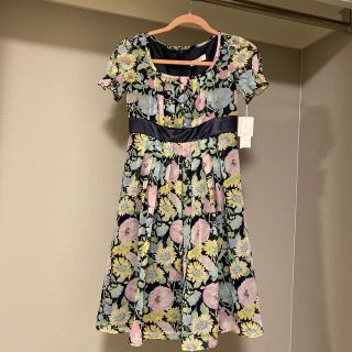 アールエフ(R・F)の新品、未使用♡ARの花柄ワンピース(ひざ丈ワンピース)