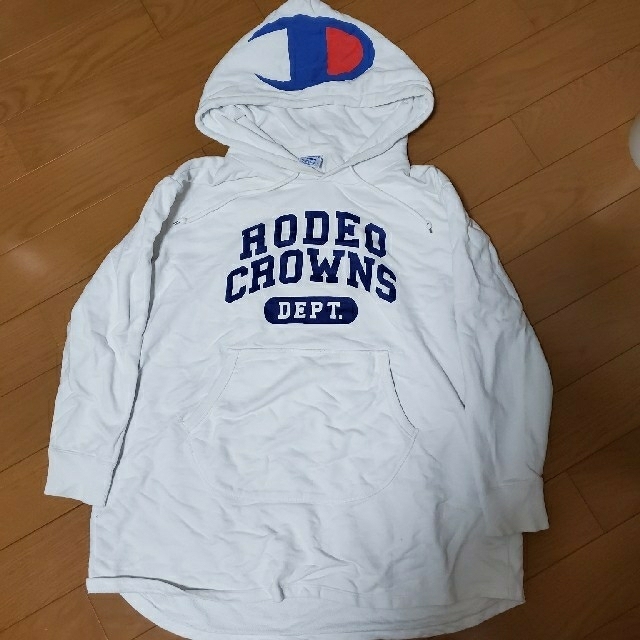 RODEO CROWNS WIDE BOWL(ロデオクラウンズワイドボウル)のRODEO CROWNS ロデオクラウンズ チャンピオン Champion レディースのトップス(パーカー)の商品写真