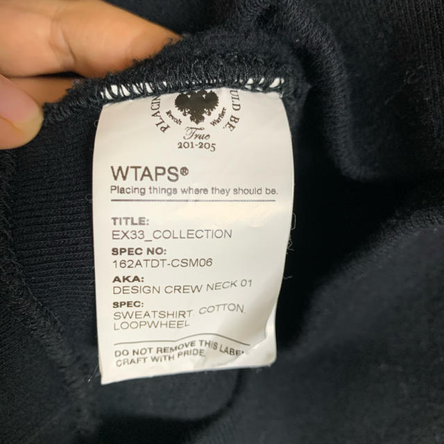 W)taps(ダブルタップス)のWTAPS DESIGN CREW NECK ロゴ スウェット 黒 L メンズのトップス(スウェット)の商品写真