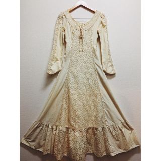 ガニーサックス(GUNNE SAX)の黒タグ初期 gunee sax70s 生成り cotton race frill(ロングワンピース/マキシワンピース)