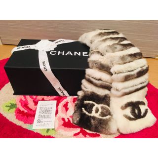 シャネル(CHANEL)のRI様専用 CHANEL オリラグ ファー マフラー ホワイト グレー(マフラー/ショール)