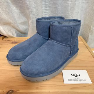 アグ(UGG)の【新品】UGG ✯ハワイ限定ニューカラー ✯アロハブルー✯ ムートンブーツ(ブーツ)