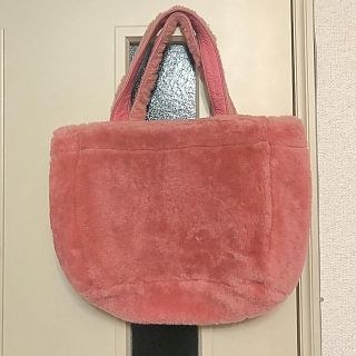 ツモリチサト(TSUMORI CHISATO)のツモリチサト　ムートンハンドバッグ(ハンドバッグ)