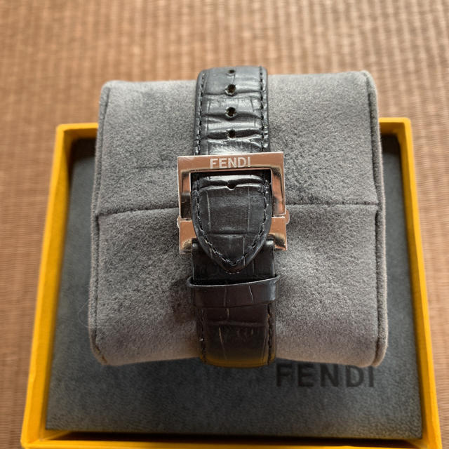 FENDI(フェンディ)のFENDI フェンディ　ペアウォッチ　7400G メンズ　時計　美品 メンズの時計(腕時計(アナログ))の商品写真