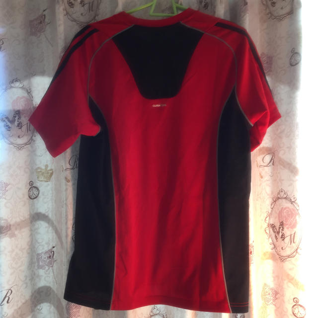 adidas(アディダス)のアディダス◎赤×黒 Tシャツ メンズのトップス(Tシャツ/カットソー(半袖/袖なし))の商品写真