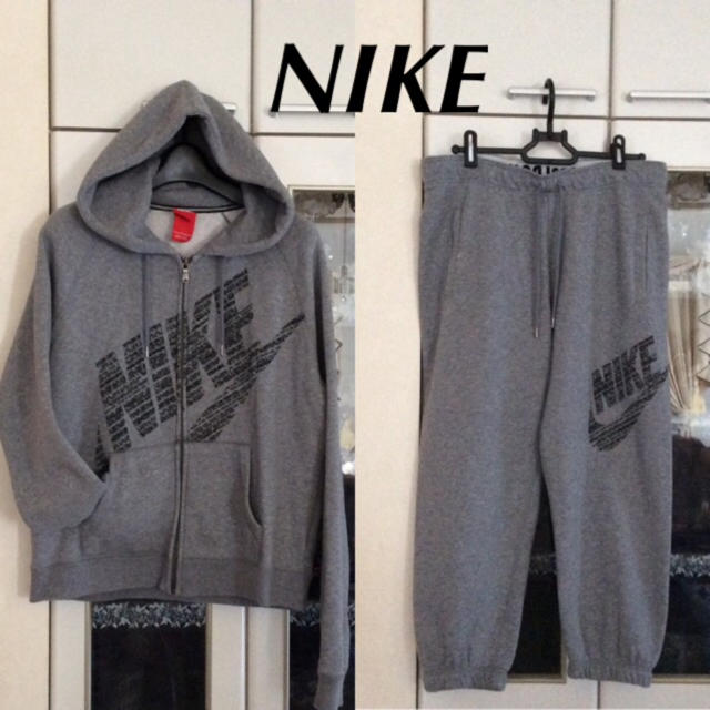 NIKE(ナイキ)の★キティ様専用★ NIKE ナイキ スエット 上下セット L レディースのトップス(パーカー)の商品写真