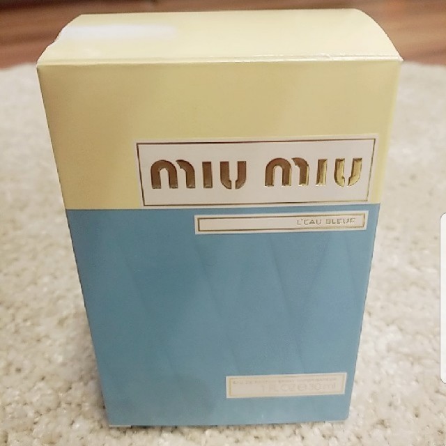 miumiu(ミュウミュウ)のmiumiu 香水 コスメ/美容の香水(香水(女性用))の商品写真