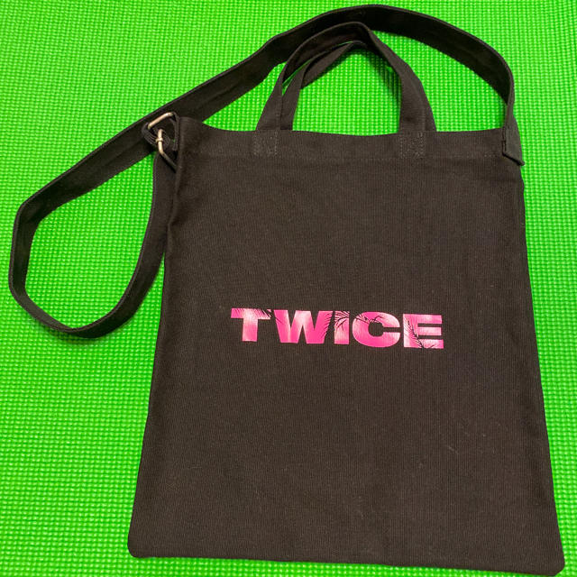 twice breakthrough トートバッグ | capacitasalud.com