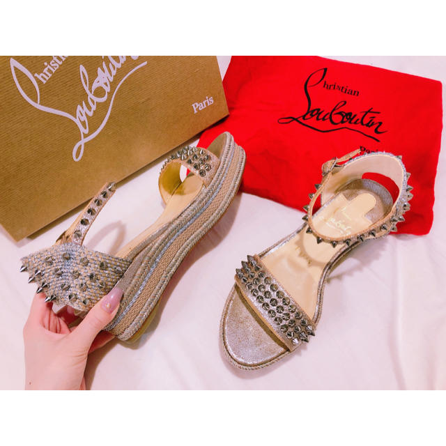 Christian Louboutin(クリスチャンルブタン)の専用ページ レディースの靴/シューズ(サンダル)の商品写真