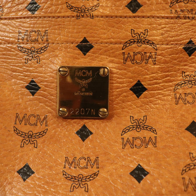 MCM(エムシーエム)のMCM トート【お取り置き中】 レディースのバッグ(トートバッグ)の商品写真