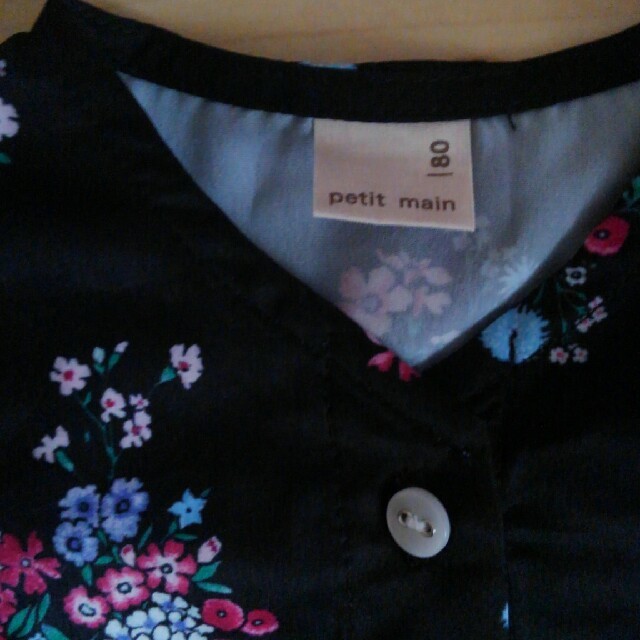 petit main(プティマイン)のpetitmain  花柄　ワンピース キッズ/ベビー/マタニティのベビー服(~85cm)(ワンピース)の商品写真