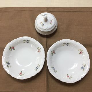 ローゼンタール(Rosenthal)の小皿とシュガー入れ(食器)