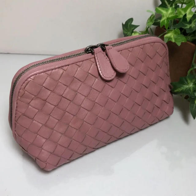 Bottega Veneta(ボッテガヴェネタ)の美品❤️BOTTEGA VENETA ボッテガ ヴェネタ コスメポーチ 小物入れ レディースのファッション小物(ポーチ)の商品写真