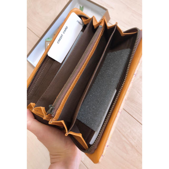 hirameki ヒラメキ　ラウンドファスナー 長財布  レディースのファッション小物(財布)の商品写真