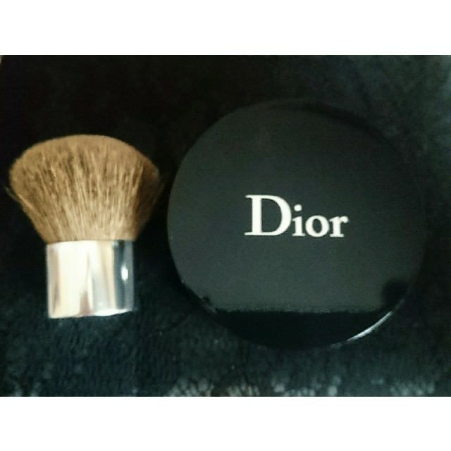 Dior(ディオール)の【Dior】 スキンフォーエヴァー ルースパウダー コスメ/美容のベースメイク/化粧品(フェイスパウダー)の商品写真