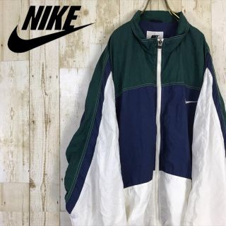 ナイキ(NIKE)の90s NIKE ナイキ ナイロンジャケット ワンポイント刺繍ロゴ ゆるだぼ(ナイロンジャケット)