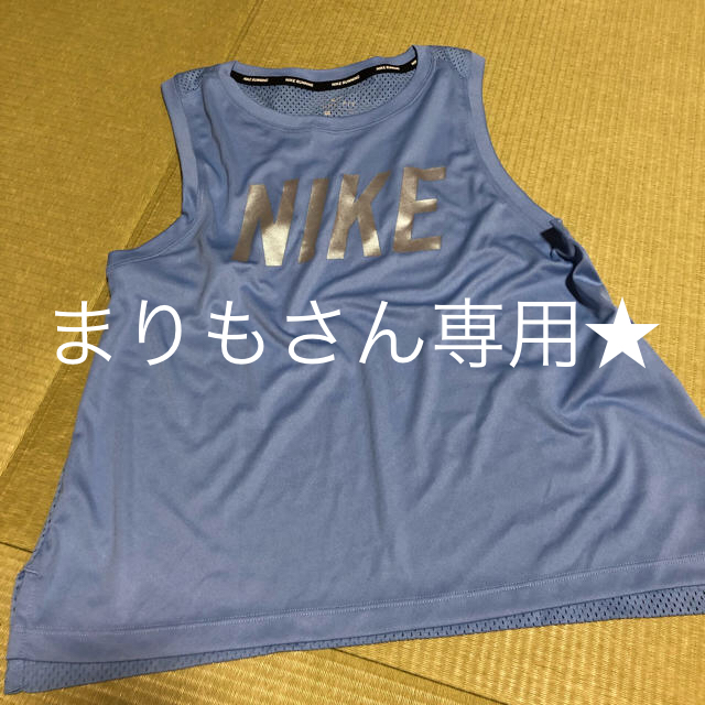 NIKE(ナイキ)のNIKE タンクトップ レディースのトップス(タンクトップ)の商品写真