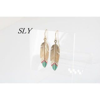 スライ(SLY)の【S155】SLY スライ フェザー モチーフ ピアス (ピアス)