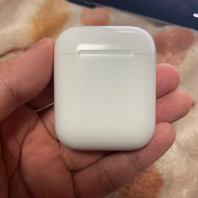 Apple(アップル)のairpods 第一世代 スマホ/家電/カメラのオーディオ機器(ヘッドフォン/イヤフォン)の商品写真