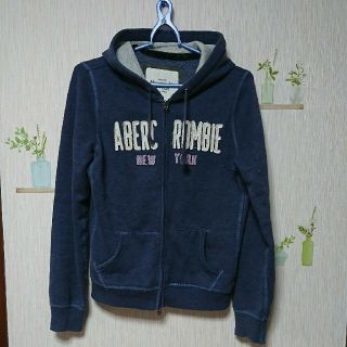 アバクロンビーアンドフィッチ(Abercrombie&Fitch)のアバクロンビー&フィッチ  パーカー(パーカー)