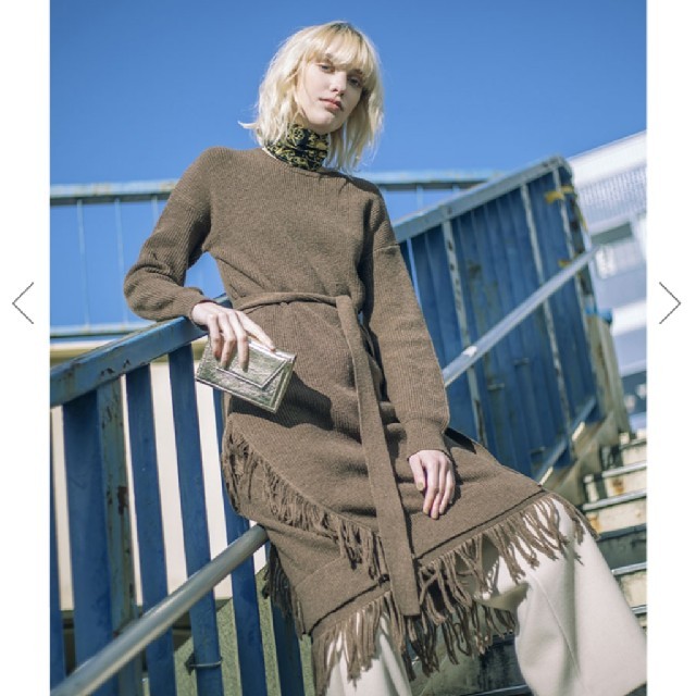 Ameri VINTAGE(アメリヴィンテージ)のAMERI OVER FRINGE KNIT DRESS レディースのワンピース(ロングワンピース/マキシワンピース)の商品写真