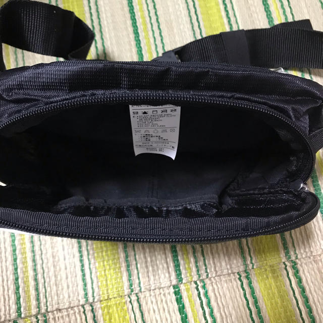 NIKE(ナイキ)のNIKE ポーチバック  メンズのバッグ(ウエストポーチ)の商品写真
