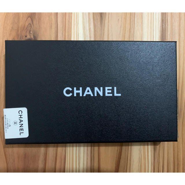 CHANEL(シャネル)の新品未使用　CHANEL正規品　保証書有 レディースのファッション小物(財布)の商品写真