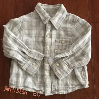ムジルシリョウヒン(MUJI (無印良品))の無印良品　ふんわりグレーチェックシャツ　80(シャツ/カットソー)