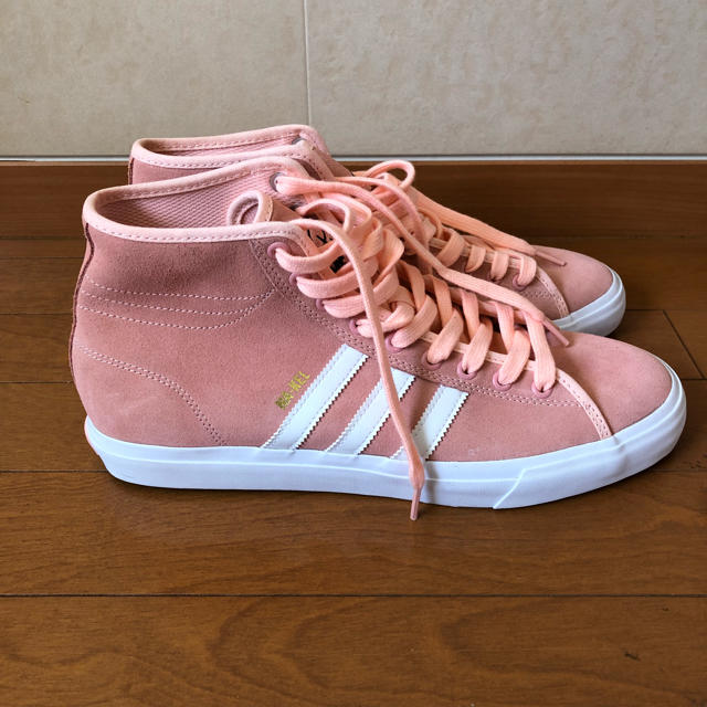 adidas(アディダス)のadidas Matchcourt High Na-Kel Smith RX メンズの靴/シューズ(スニーカー)の商品写真