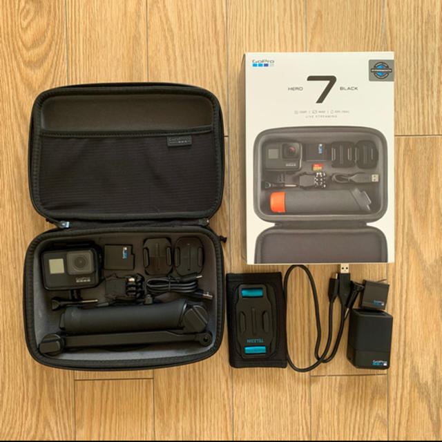 コンパクトデジタルカメラGoPro Hero7 Black with accessories