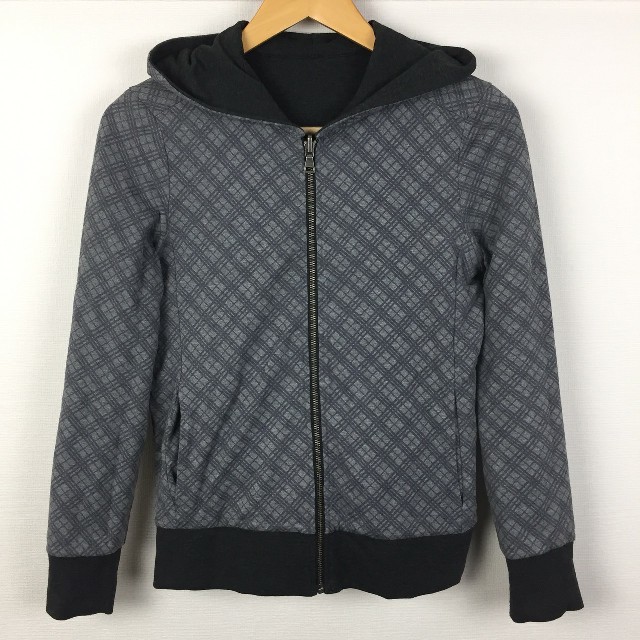 BURBERRY BLACK LABEL(バーバリーブラックレーベル)の美品 BURBERRY BLACK LABEL 長袖パーカー リバーシブル メンズのトップス(パーカー)の商品写真