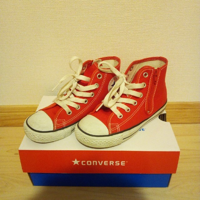 CONVERSE(コンバース)の888様 専用 キッズ/ベビー/マタニティのキッズ靴/シューズ(15cm~)(スニーカー)の商品写真