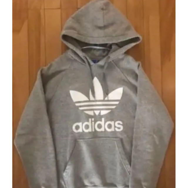 adidas originals パーカー