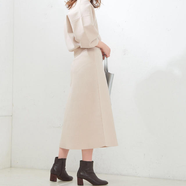 natural couture(ナチュラルクチュール)のニットフレアスカート レディースのスカート(ロングスカート)の商品写真
