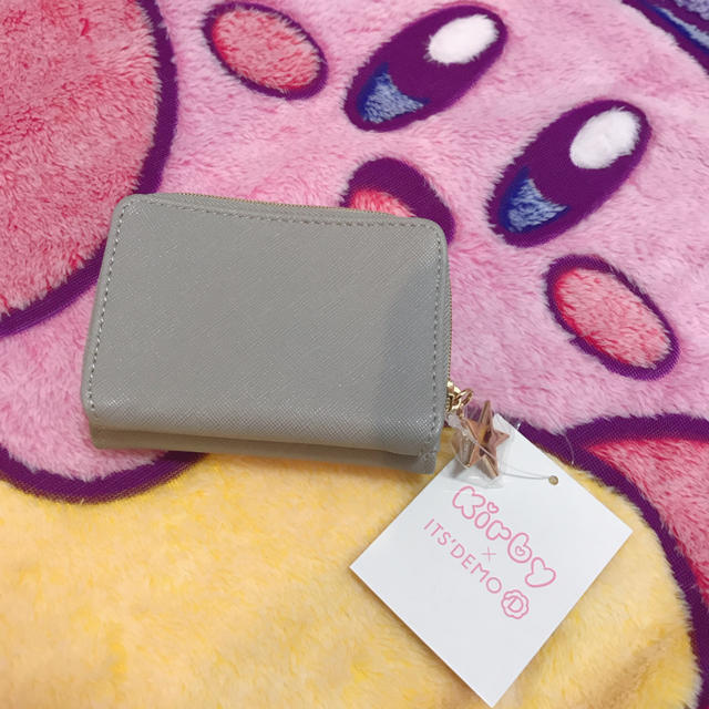 ITS'DEMO(イッツデモ)のイッツデモカービィミニ財布 レディースのファッション小物(財布)の商品写真