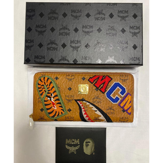 Bape MCM 長財布。