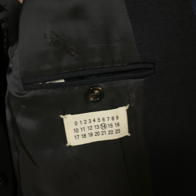 Maison Martin Margiela(マルタンマルジェラ)のMaison Martin Margiela Chesterfield Coat メンズのジャケット/アウター(チェスターコート)の商品写真