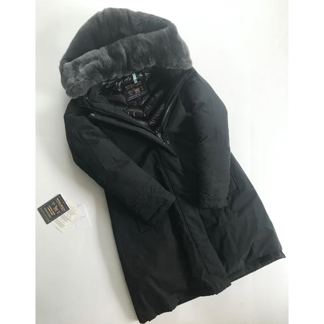 DEUXIEME CLASSE(ドゥーズィエムクラス)のあかちゃんまま様 ご購入専用！WOOLRICH ウールリッチ  ダウン レディースのジャケット/アウター(ダウンコート)の商品写真