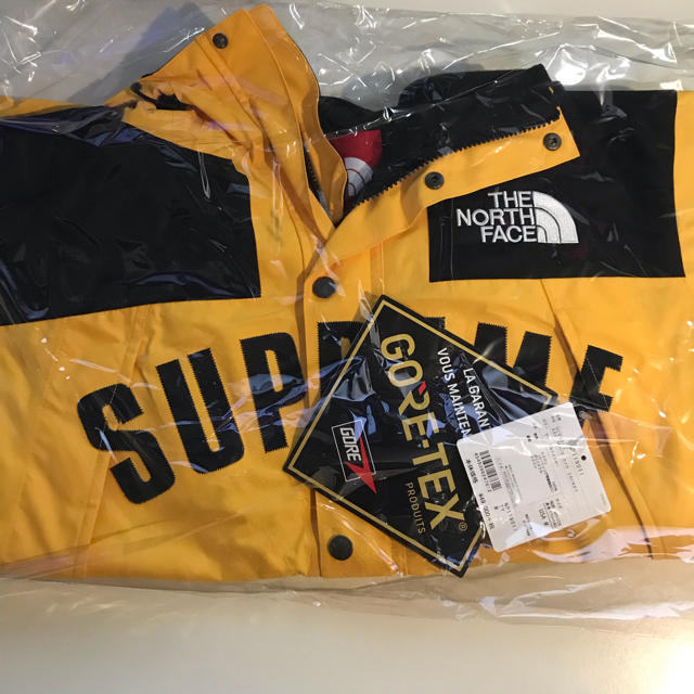 M 黄 Supreme Arc Logo Mountain Parka