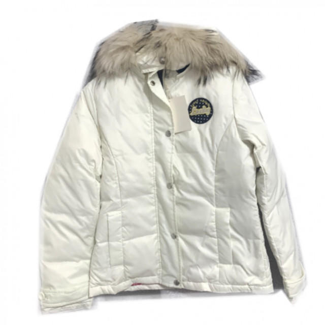 Samantha Thavasa(サマンサタバサ)の新品 定価46200円 ダウンコート ジャケット ホワイト レディースのジャケット/アウター(ダウンジャケット)の商品写真