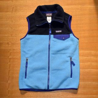 パタゴニア(patagonia)の美品！パタゴニア スナップＴ フリース ベスト 女性XS 日本Ｓ M(ベスト/ジレ)