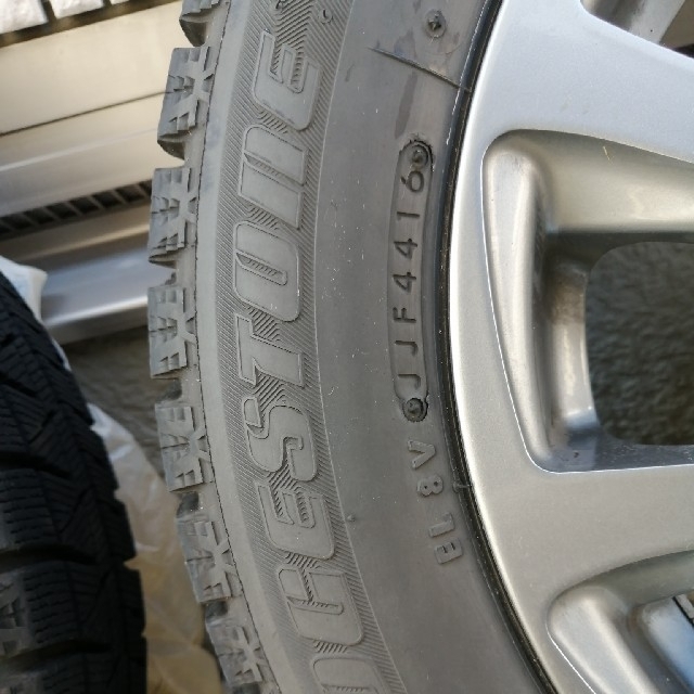 スタッドレスタイヤ　BLIZZAK REVO GZ 155/60 14R