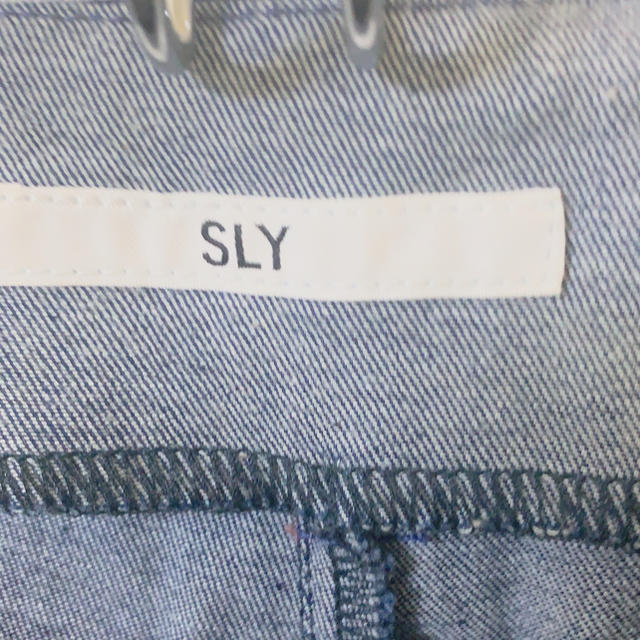 SLY(スライ)のSLY フロントレースアップデニム　スライ レディースのパンツ(デニム/ジーンズ)の商品写真