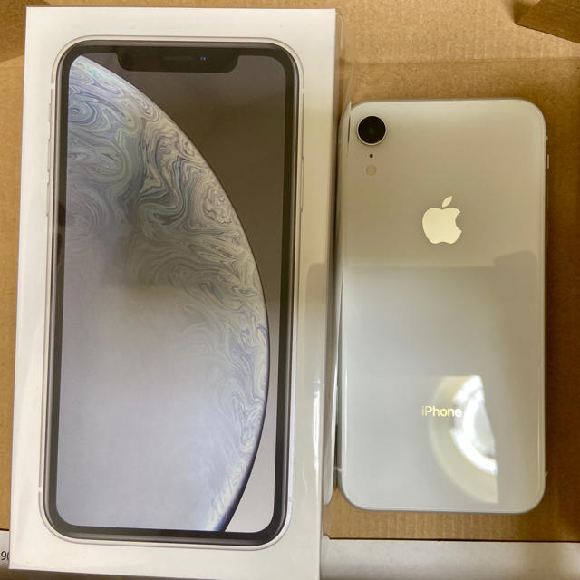 スマホ/家電/カメラiPhone XR 128GB ホワイト MT0J2J A2106 品