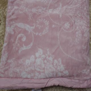 ローラアシュレイ(LAURA ASHLEY)の【専用】ローラアシュレイ　毛布　ダブル(毛布)