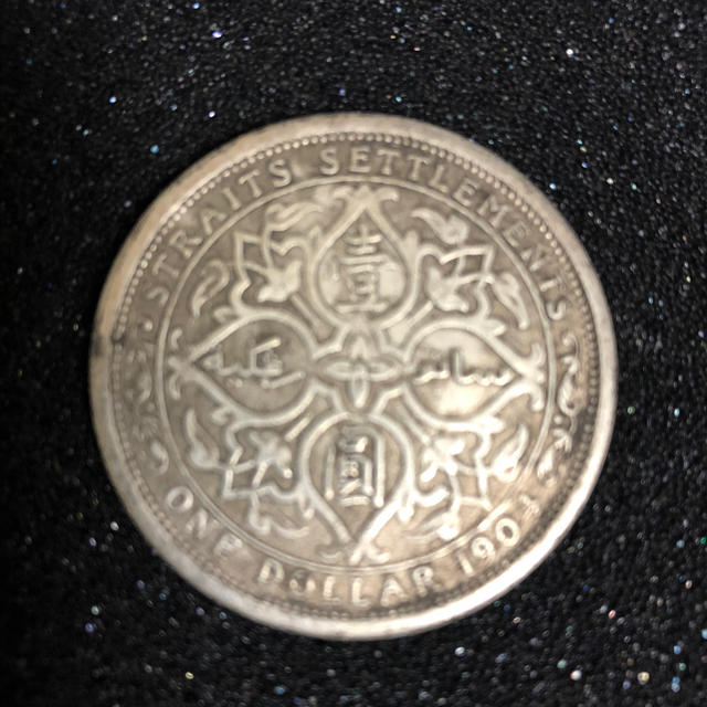 1904年の１ドル硬貨 エンタメ/ホビーの美術品/アンティーク(貨幣)の商品写真